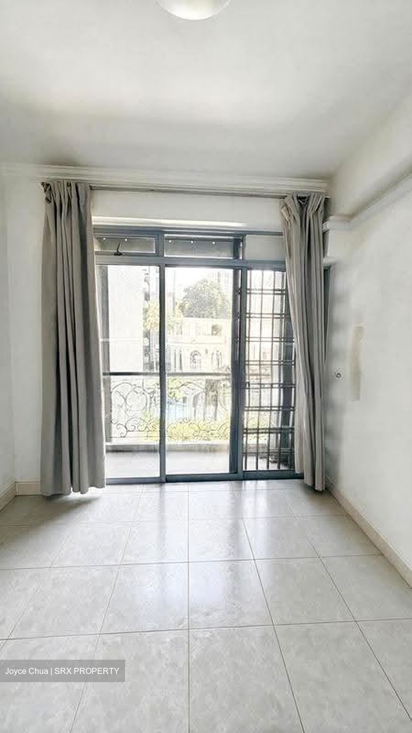 Emerald Park (D3), Condominium #611070041